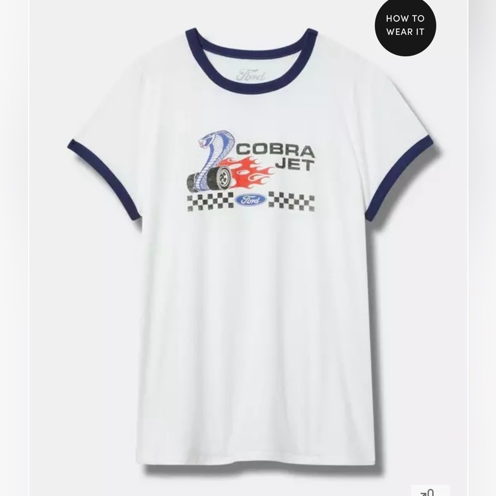 NWT Torrid White Cobra Jet T-Shirt with Blue Accents size 5X